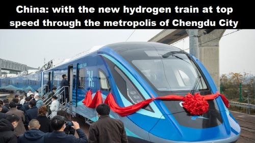 China: met de nieuwe waterstoftrein op topsnelheid door metropool Chengdu City