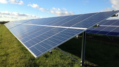 Alliander: Subsidie moet van zonneparken naar waterstof